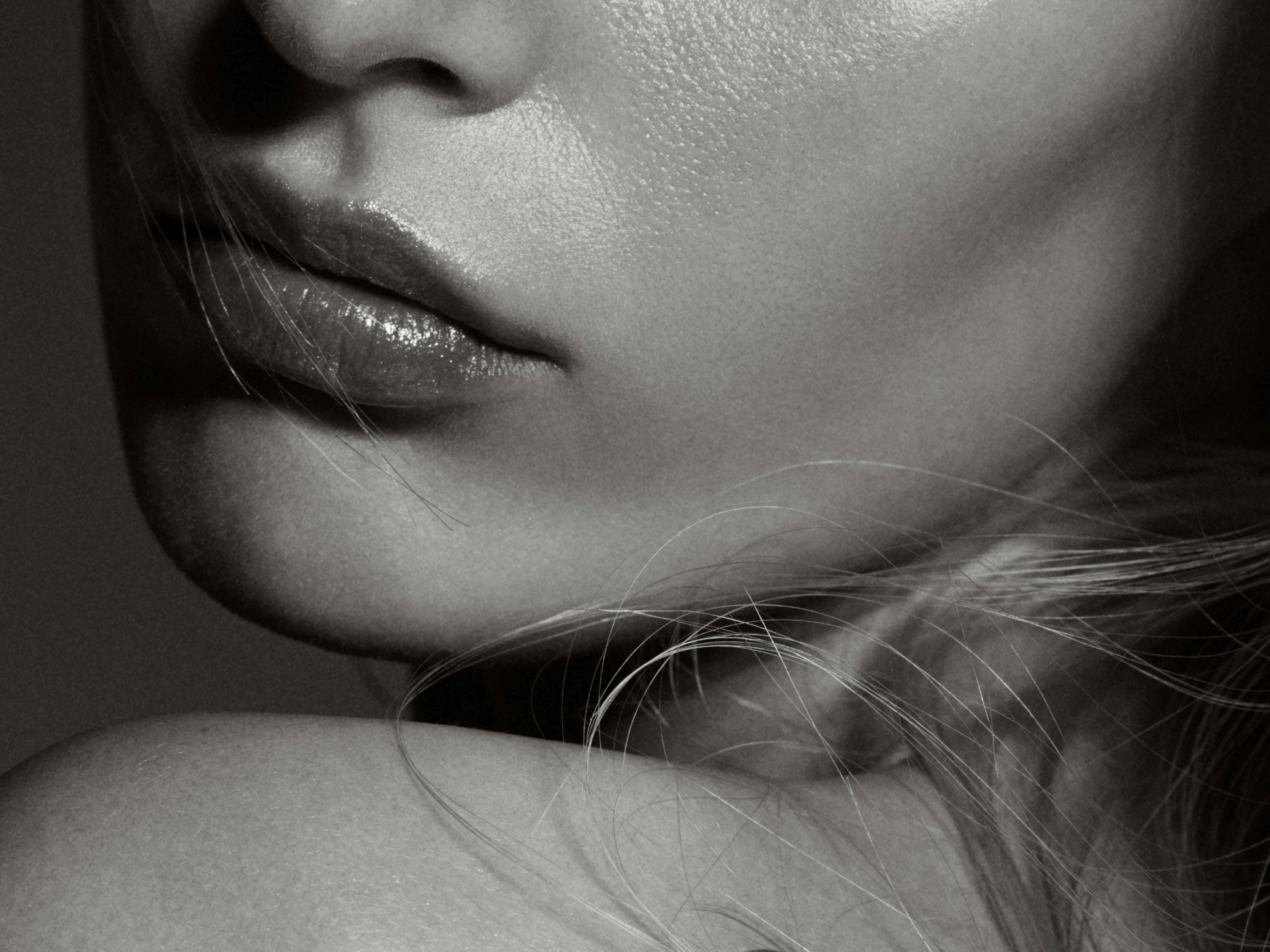 Regenerating beauty care close-up
